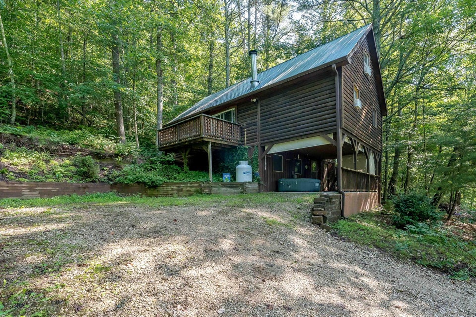 Photo #7: 115 Pioneer Ridge Lane