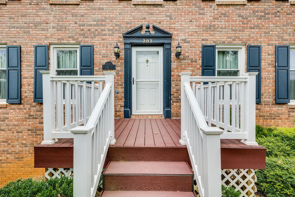 Photo #5: 202 Deer Ridge Court