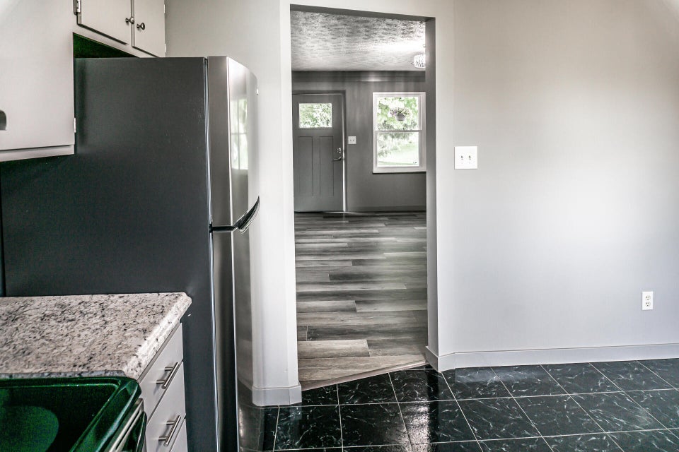 Photo #7: 446 Britton Avenue