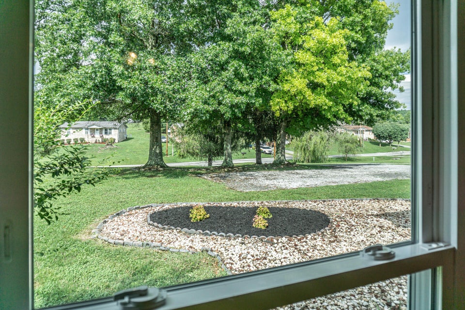 Photo #23: 446 Britton Avenue