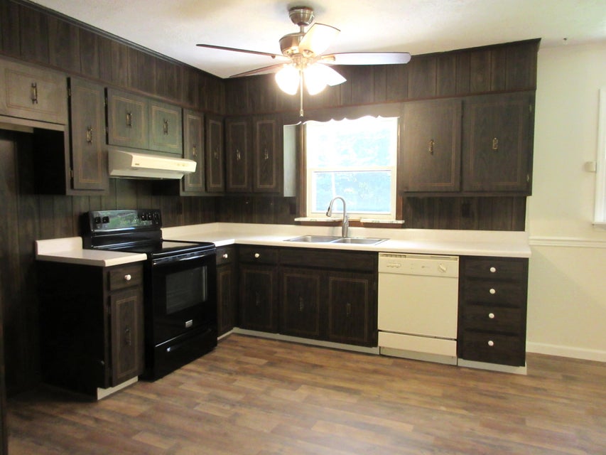 Photo #9: 128 Dogwood Village Road