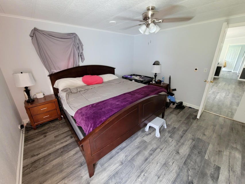 Photo #18: 708 Gilliam Street