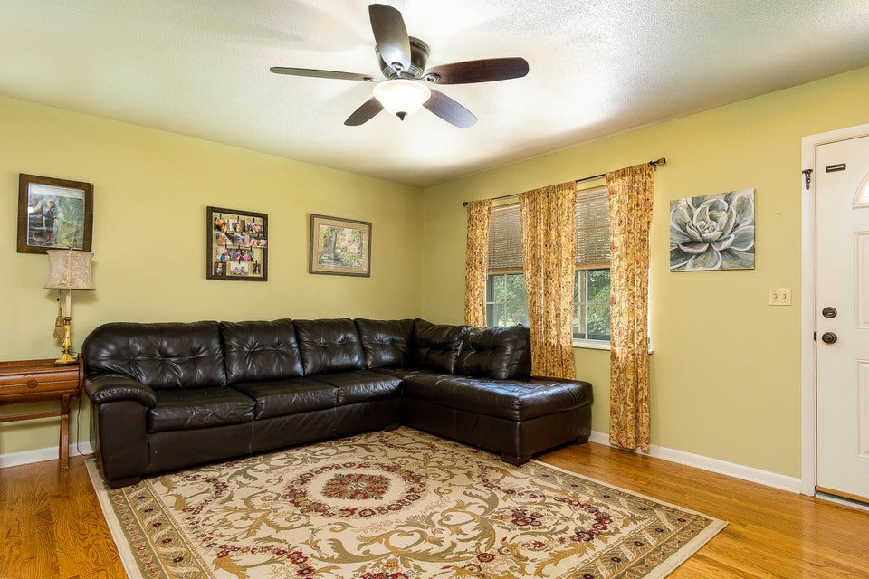 Photo #16: 630 Choctaw Drive