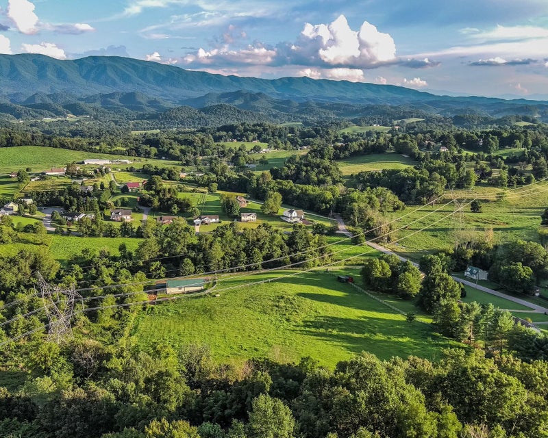 Photo #3: 387 Bullock Hollow Road