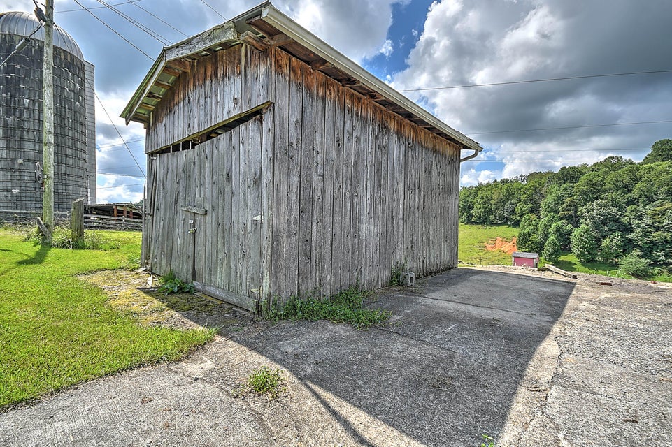 Photo #10: 20500 Campground Road