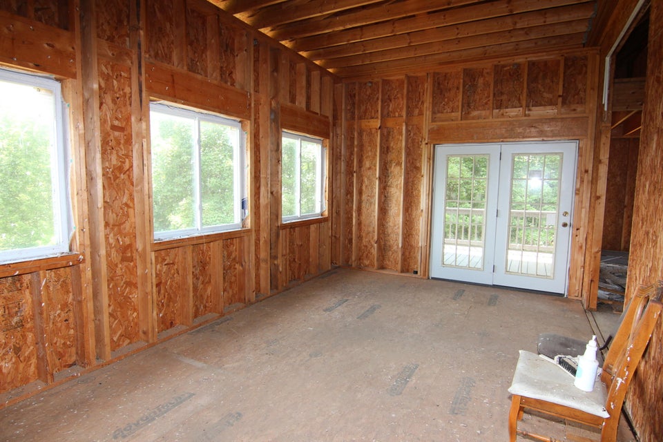 Photo #3: 1115 Sprucy Lane