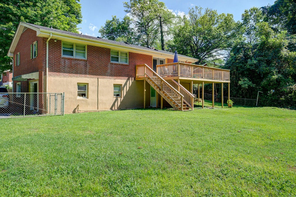 Photo #6: 708 Woodhaven Drive