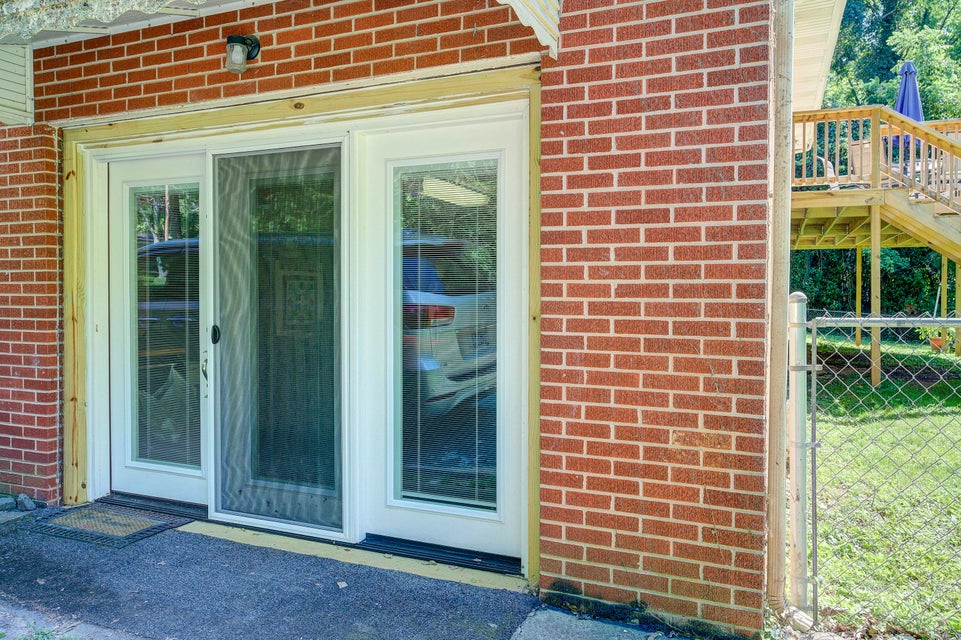 Photo #5: 708 Woodhaven Drive