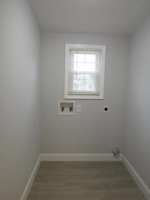 Photo #13: 711 Pine Street