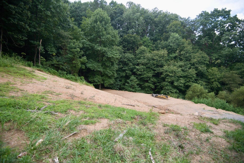 Photo #10: 2700 Bristol Highway
