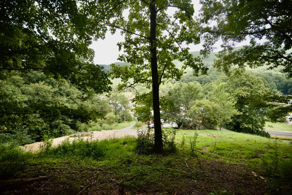 Photo #20: 2700 Bristol Highway