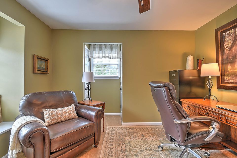 Photo #28: 1033 Kensington Lane