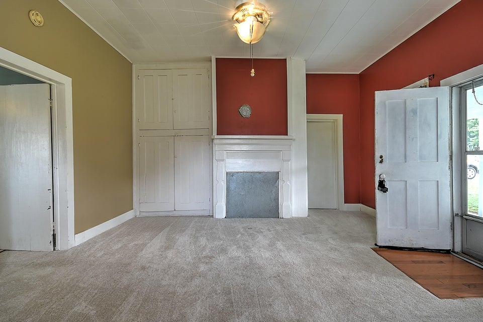 Photo #4: 370 Oakwood Road