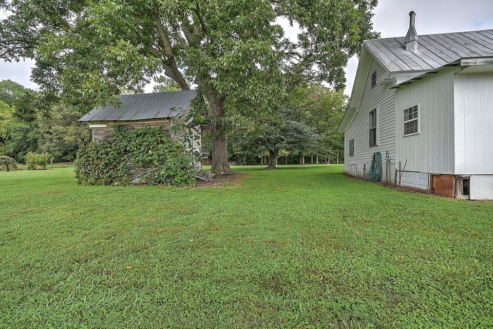 Photo #29: 370 Oakwood Road