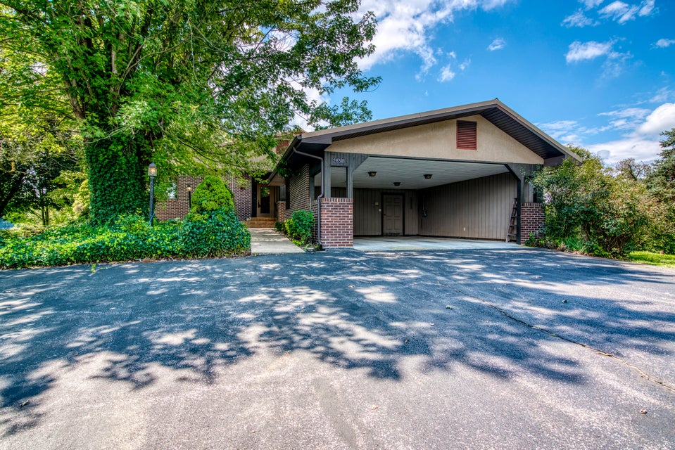 Photo #2: 28381 Lee Highway