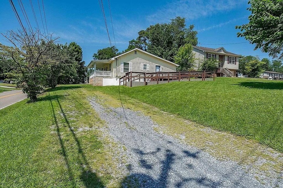 Photo #4: 1702 Indian Ridge Road