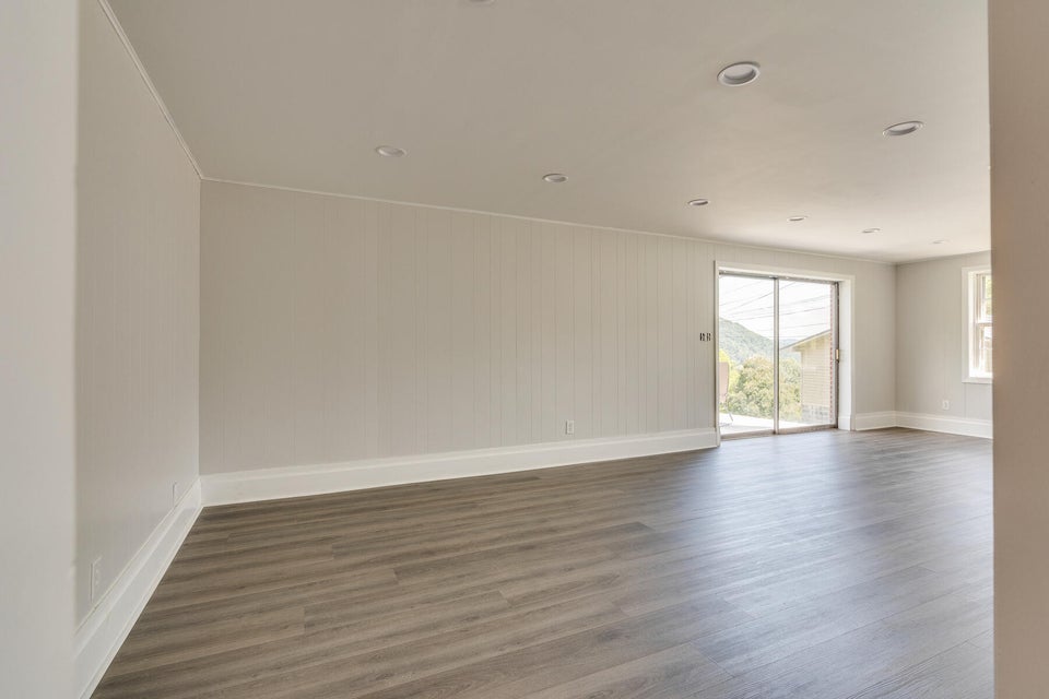 Photo #35: 191 Quillen Drive
