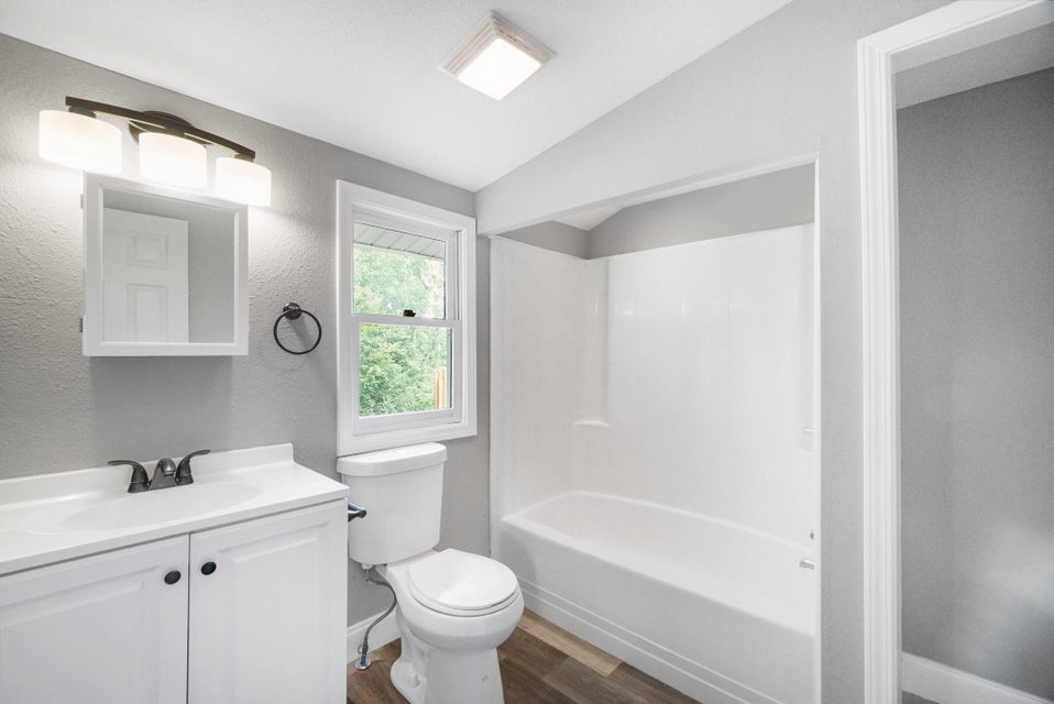 Photo #10: 2229 Anderson Street Street