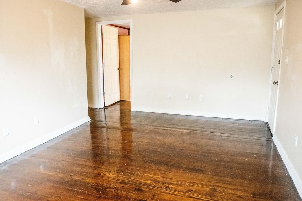 Photo #4: 1224 Fairview Avenue