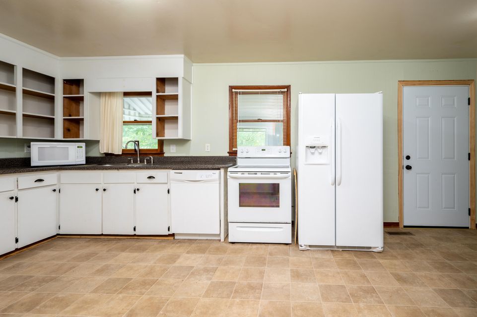 Photo #6: 104 Lynn Lane