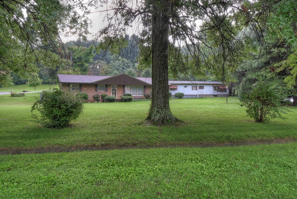 Photo #6: 1501 Cherokee Road