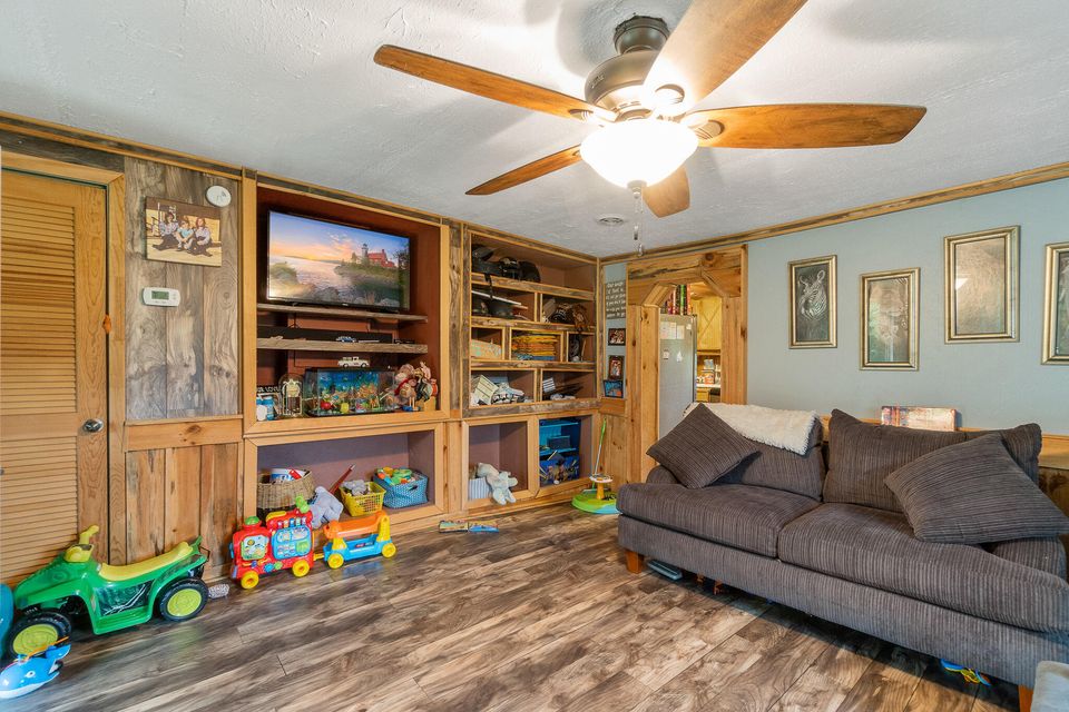 Photo #13: 770 Bernard Road