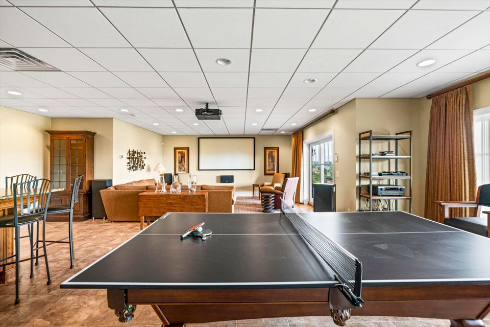 Photo #43: 1032 Hillview Drive