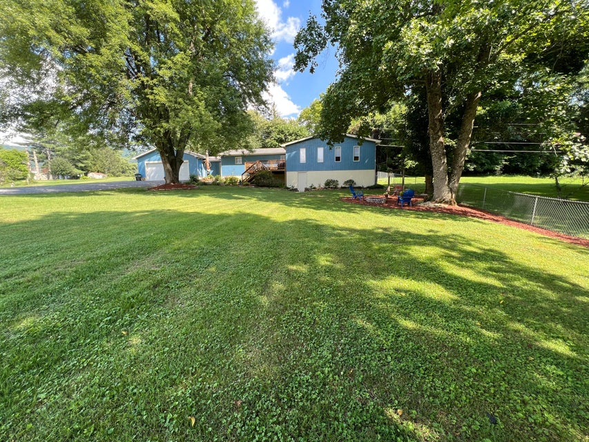 Photo #3: 163 Warren Drive