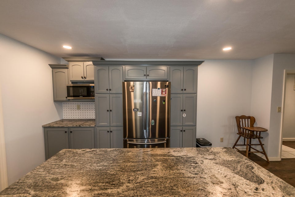 Photo #14: 204 Mayflower Road