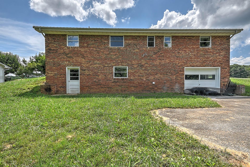 Photo #33: 921 Martingale Drive
