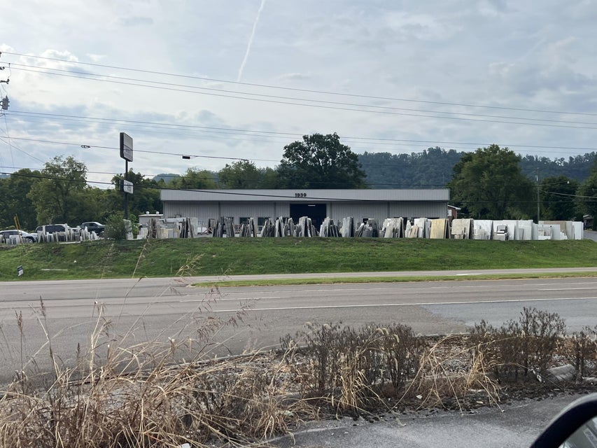 Photo #8: 1939 Volunteer Parkway