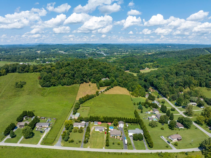 Photo #13: 1055 Hunting Hill Road