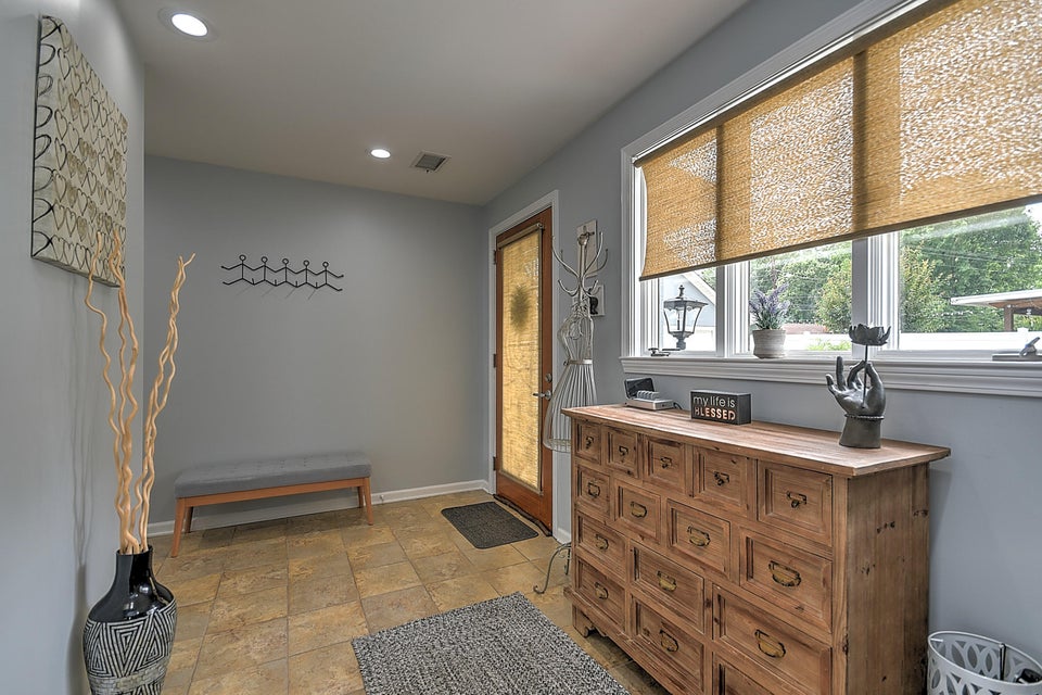 Photo #31: 1620 Crescent Drive