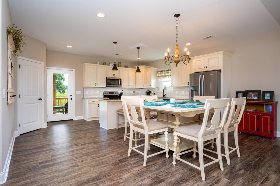 Photo #7: 1260 Lemongrass Drive