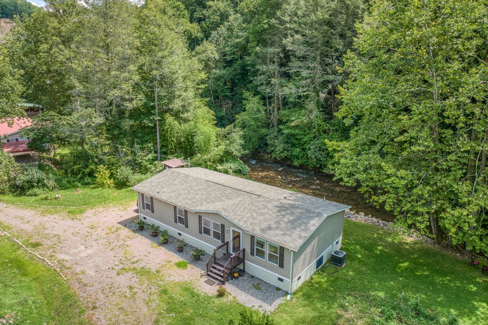 Photo #5: 1270 Doe Creek Road