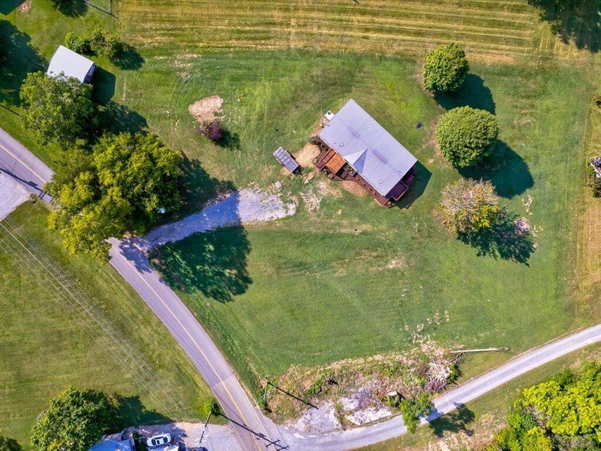 Photo #27: 1715 Witt Road