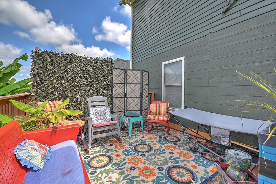 Photo #36: 812 Alabama Street