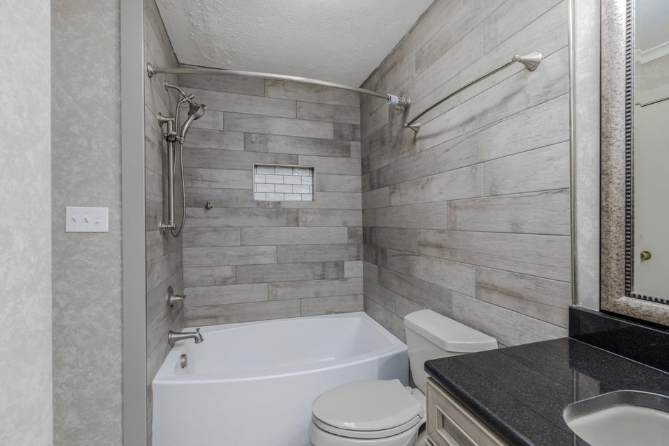Photo #17: 2055 Seven Oaks Drive