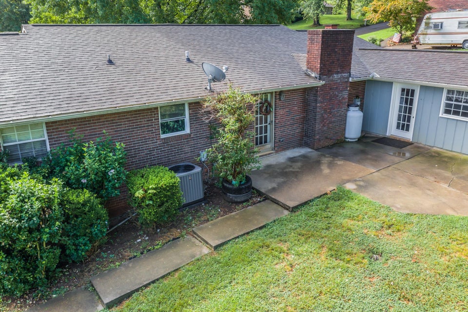 Photo #26: 2055 Seven Oaks Drive