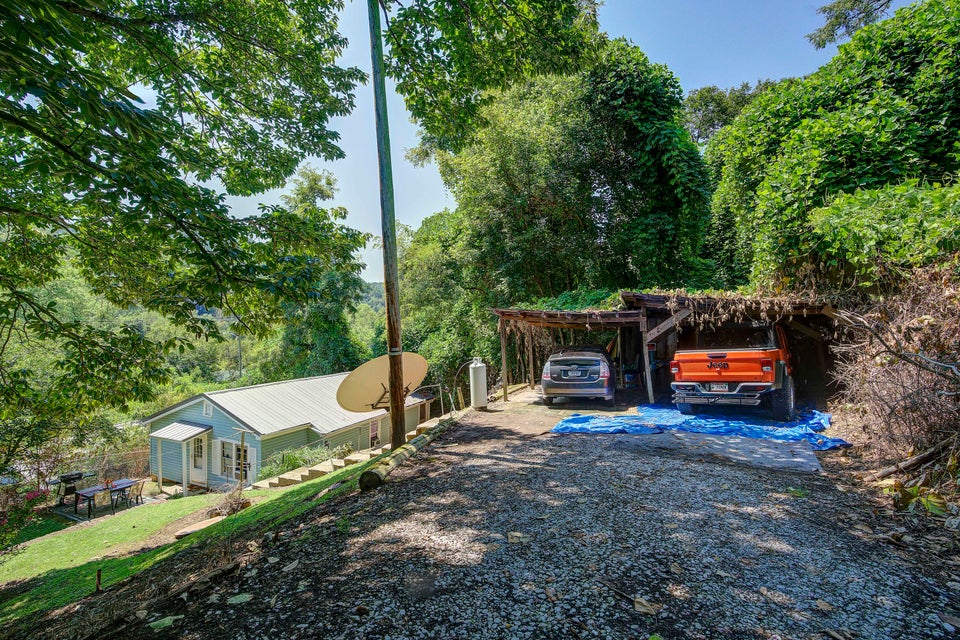 Photo #24: 131 Mullins Drive