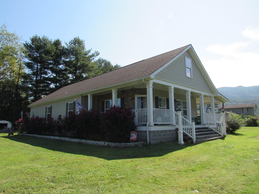 Photo #3: 4522 Leaning Pine Road