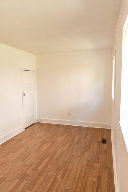 Photo #18: 1220 Fairview Avenue