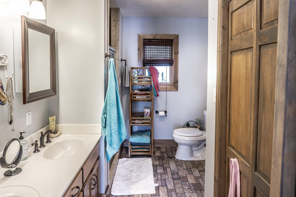 Photo #18: 1370 River Ridge Lane