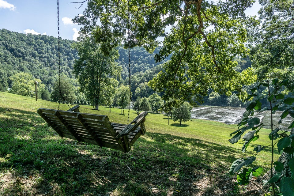 Photo #27: 1370 River Ridge Lane