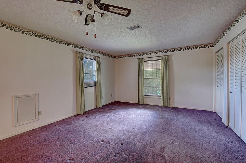 Photo #32: 2213 Kipping Street
