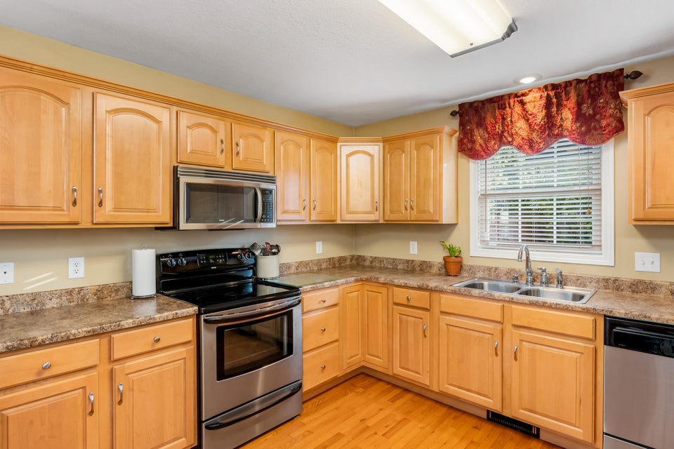 Photo #31: 105 Yarrow Drive