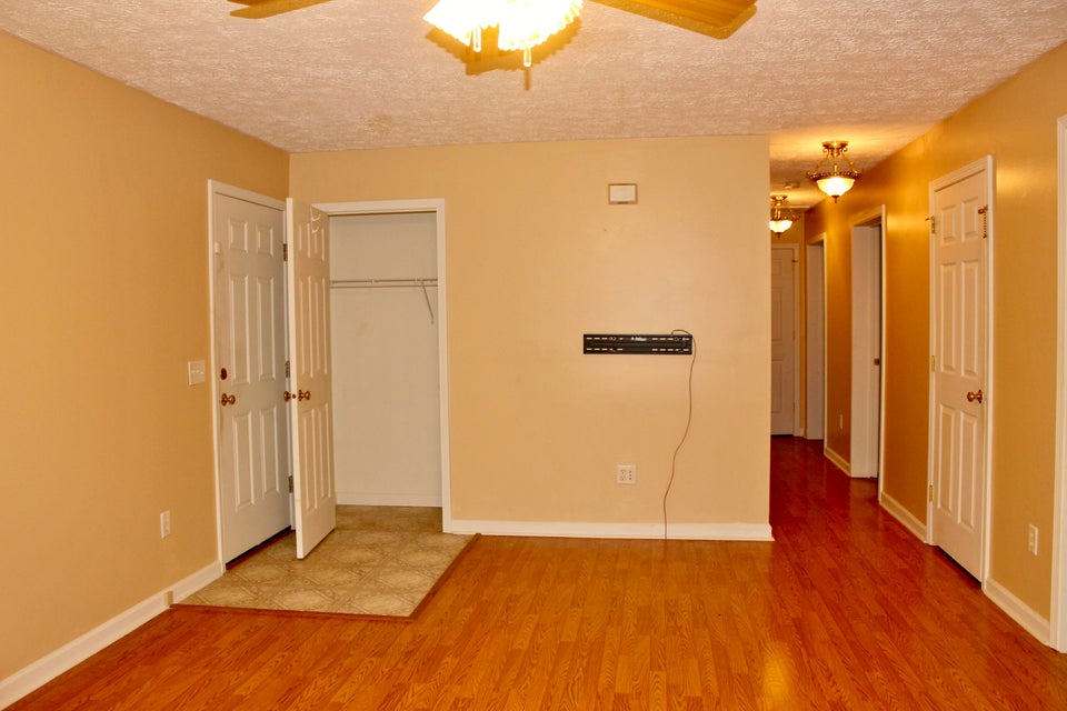 Photo #3: 312 Deep Hollow Drive