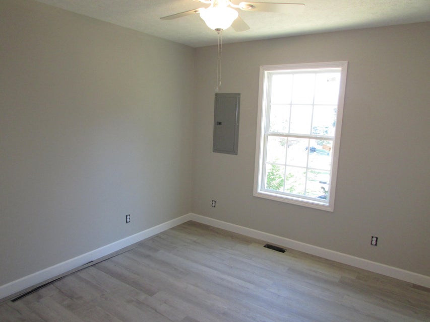 Photo #9: 700 Johnson Avenue