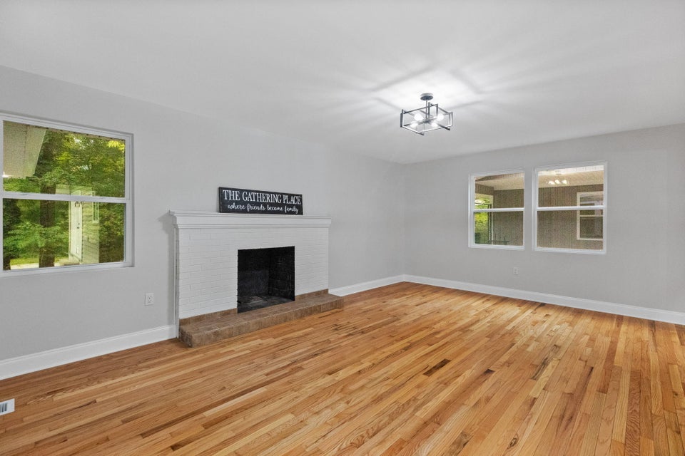 Photo #11: 116 Otari Drive