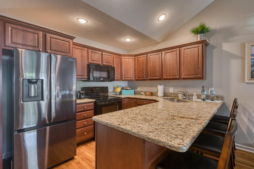 Photo #5: 527 Redstone Drive